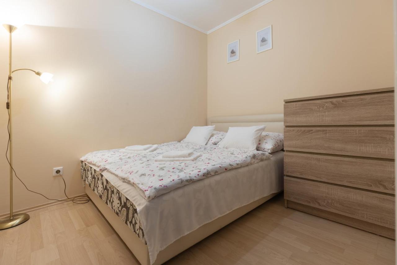 Márta Apartman Hajdúszoboszló Esterno foto